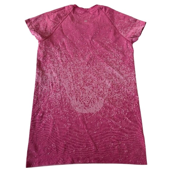 lululemon athletica Tops - Lululemon Swiftly Tech Short Sleeve 2.0 Size 8 Pink Excellent